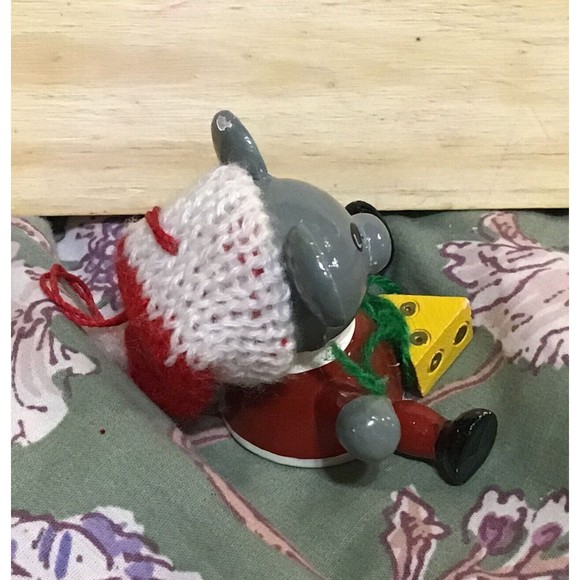 Vintage Dakin & Co. Mouse with Cheese Christmas Tree Ornament 1980 San Francisco - Picture 2 of 4